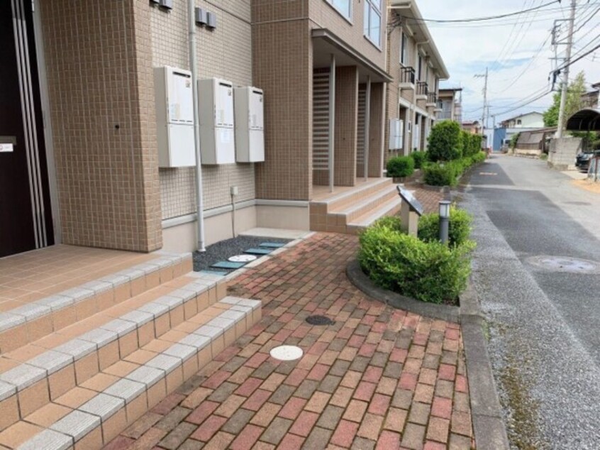 エントランス モダンヒルズ