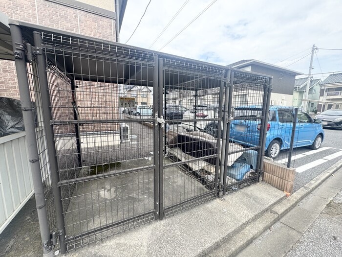 ゴミステーション グリーンハイツ Ｊ