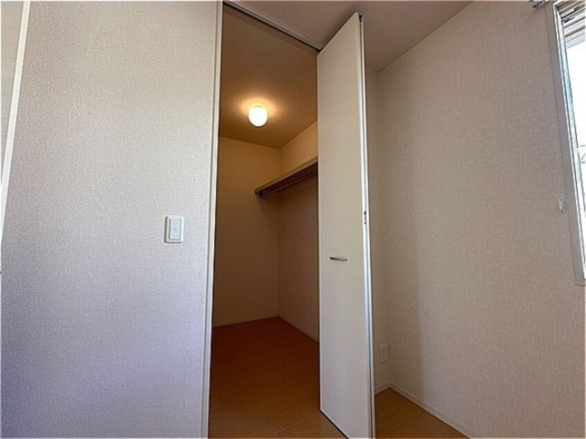 北洋室・ウォークインクローゼット ティンカーベル Ｂ