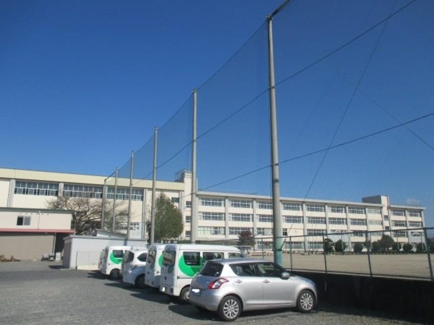 宇都宮市立五代小学校まで280m あづまハイツ