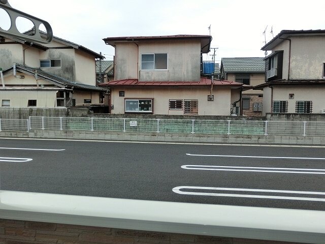  ネオ　エレガンスＢ