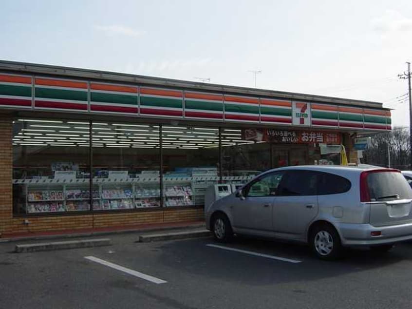 セブンイレブン宇都宮インターパーク店まで400ｍ クローバーハウスＢ