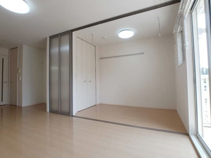 洋室 グレイスコート清原台 Ｃ