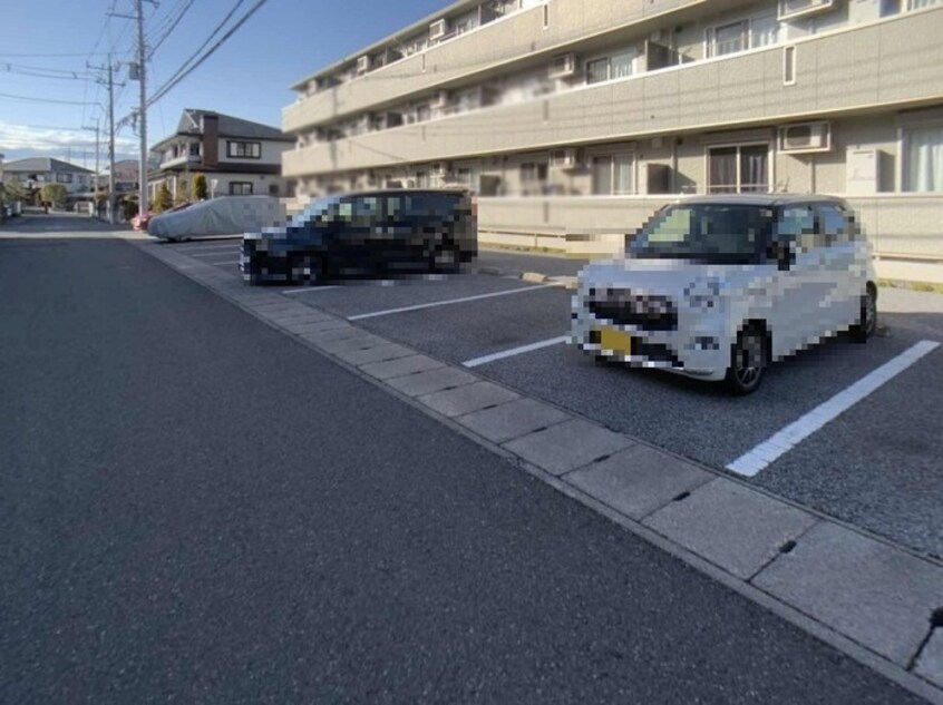 駐車場 ヴィルドミール中今泉