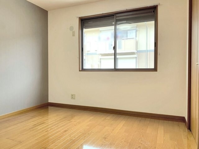 洋室 アーバンコート Ａ