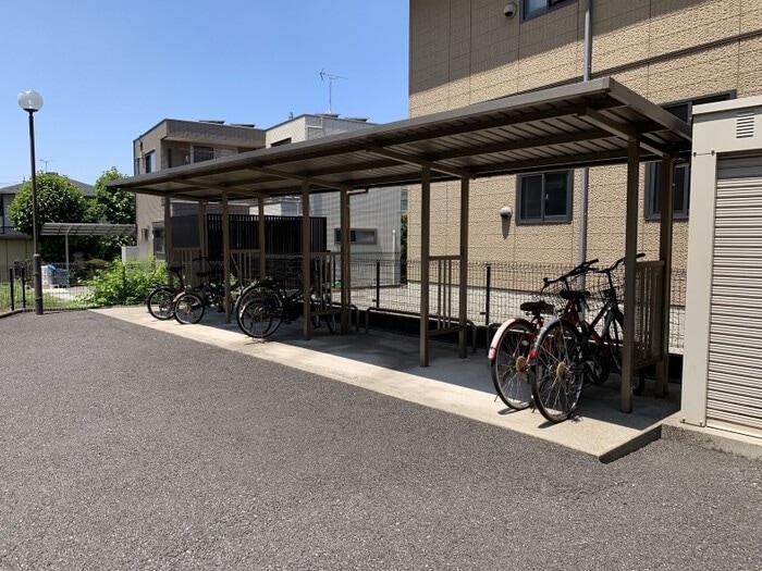 駐輪場 ウェールス