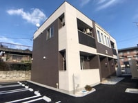 イースト　アクア