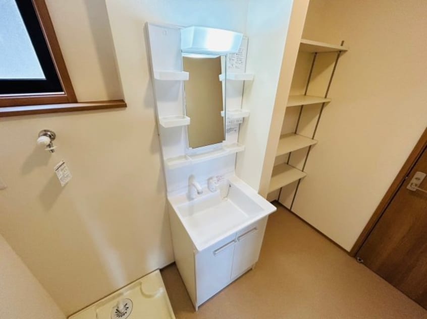  プレミアムガレージ陽東