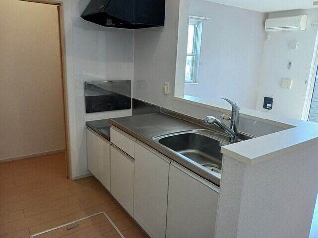  ネオ　エレガンスＢ