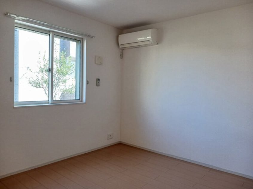  ネオ　エレガンスＢ