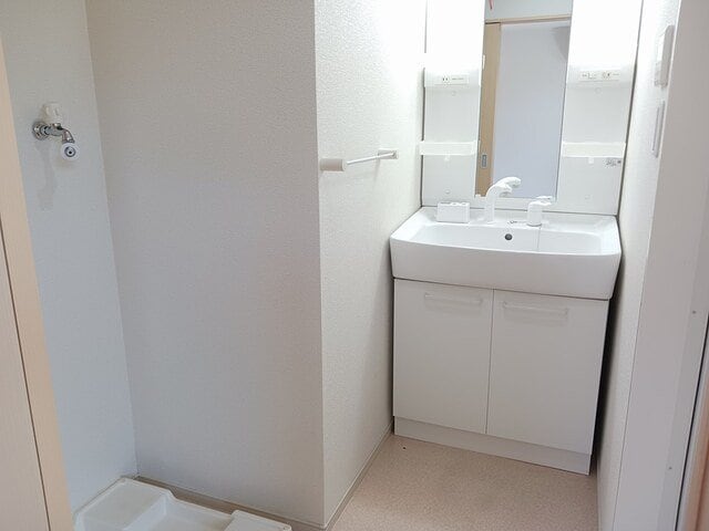  ワールドプレイスＥ