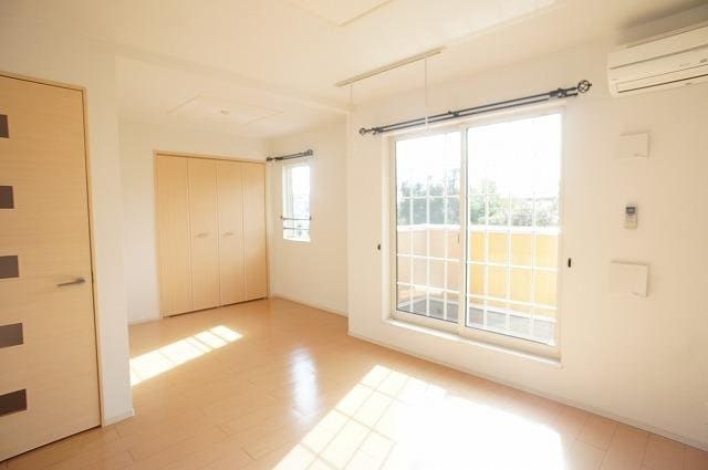  ヒルサイド・ブローテＡ