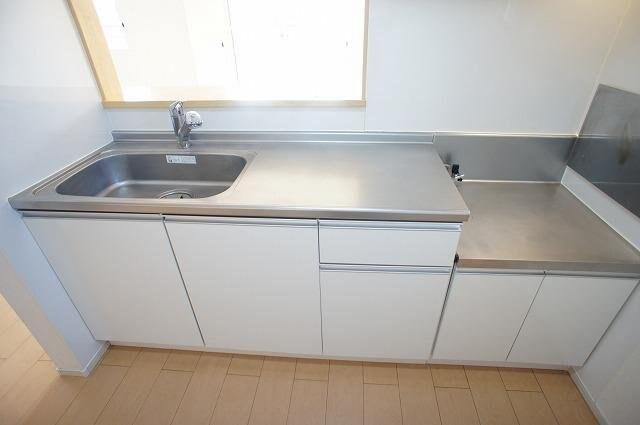  ヒルサイド・ブローテＡ