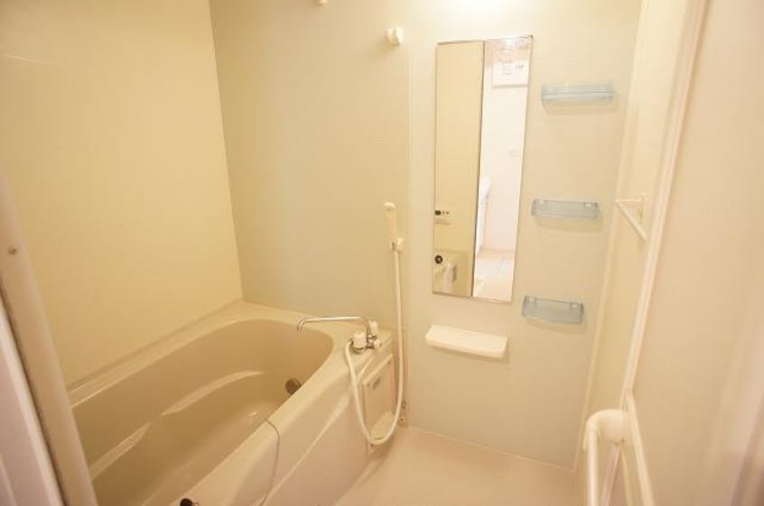  ヒルサイド・ブローテＡ