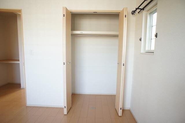  ヒルサイド・ブローテＡ