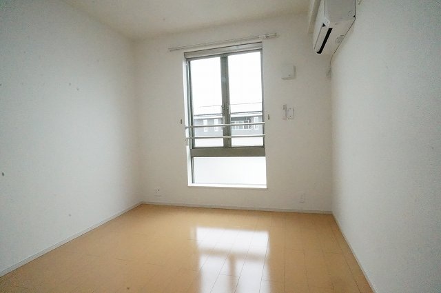  サンライズガーデン　Ｂ