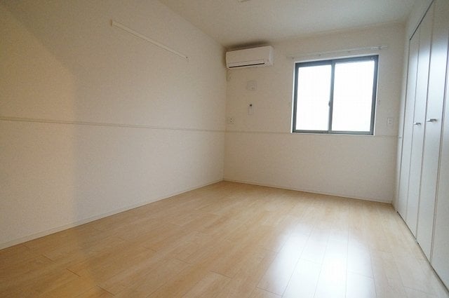  ワールドプレイスＢ