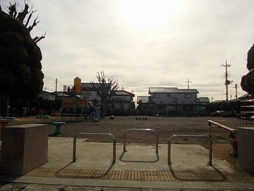 北原児童公園まで550m フォレスタ