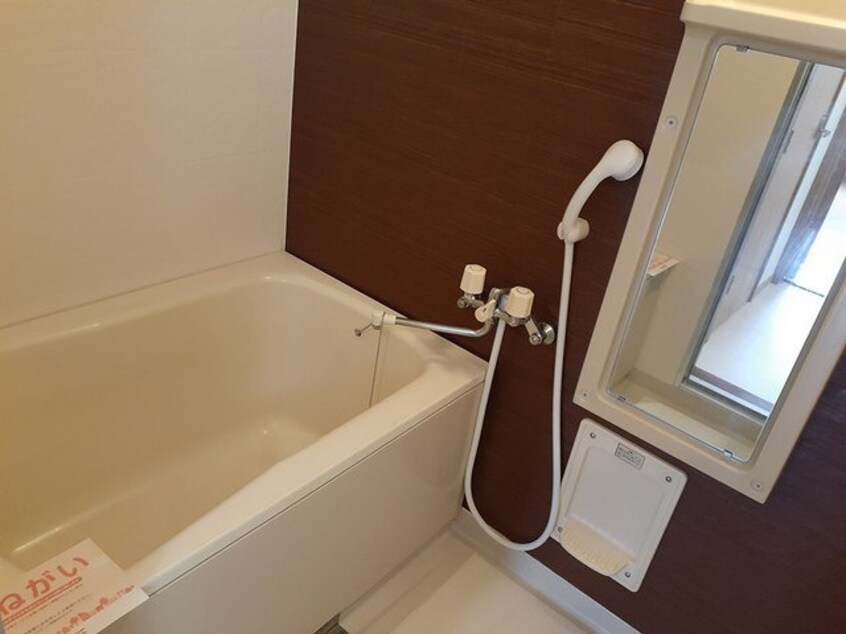  ブランドールナカジマ