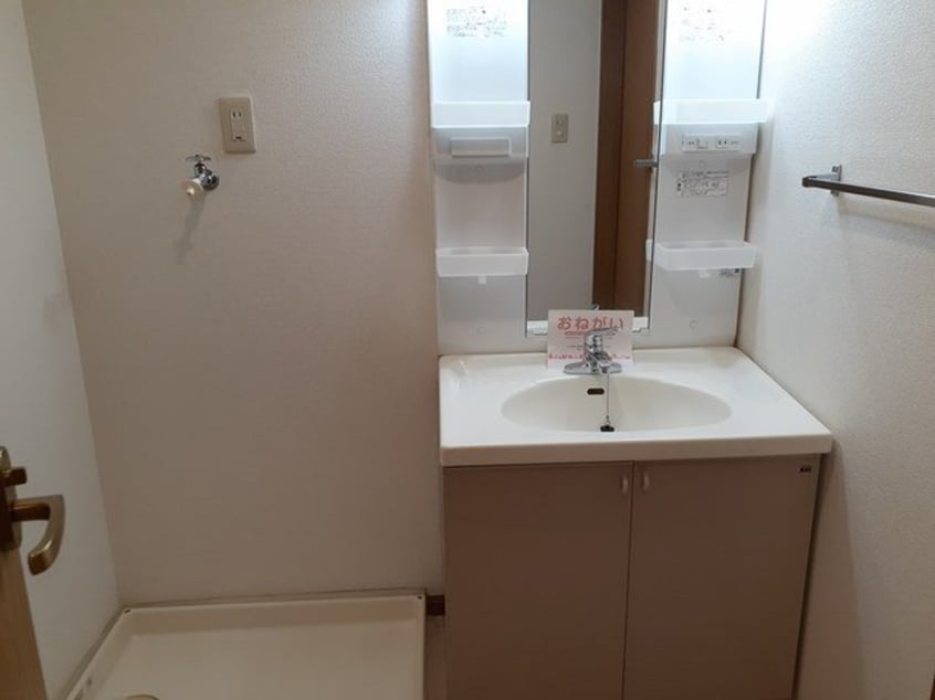  ブランドールナカジマ