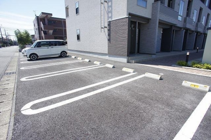  アルベール平松