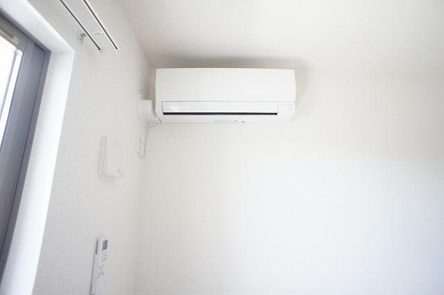  アルベール平松