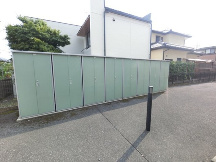 屋外物置 グリーンハイツ