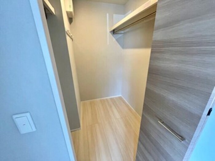 ウォークインクローゼット ルアナ