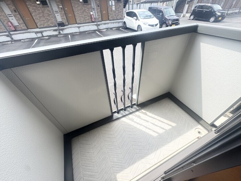 バルコニー ハニーコート Ｄ