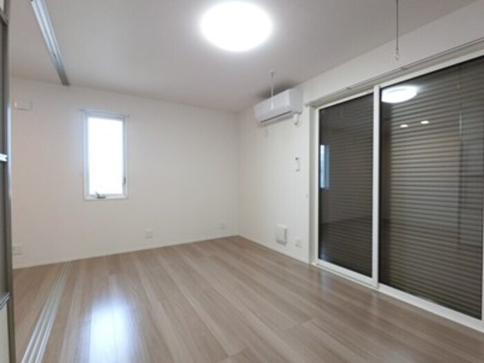 シャッター窓 グラン カナル