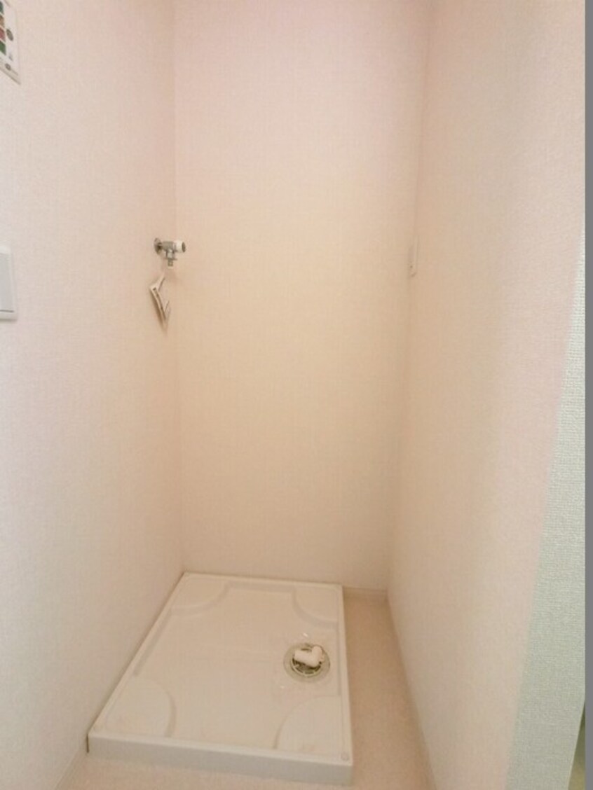 洗濯機置き場 ローズコート宮原 Ｂ