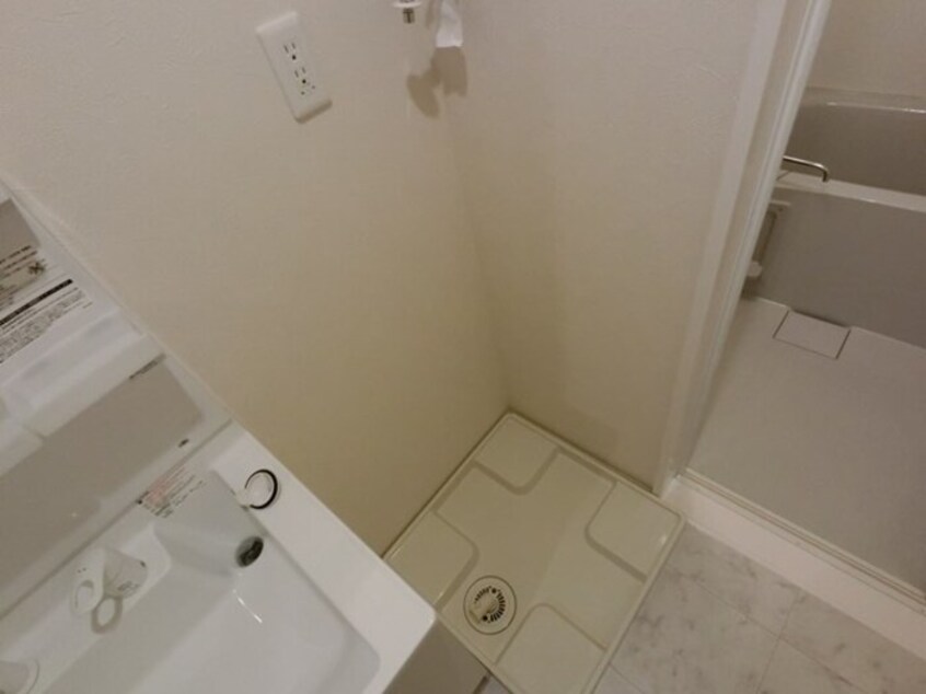 洗濯機置き場 アンソレイエ・オリオン