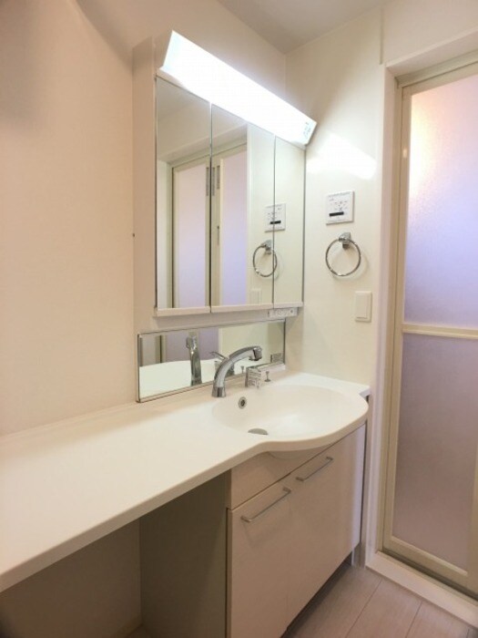 三面鏡（整理棚付き）洗髪洗面化粧台 クレインⅠ