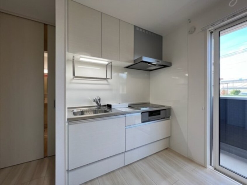 ＩＨ・蛇口一体型浄水器付きキッチン（上部収納棚） パーパス