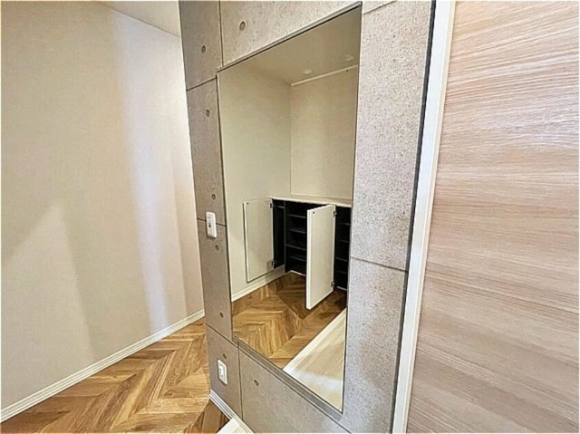 姿見があります ルアナ