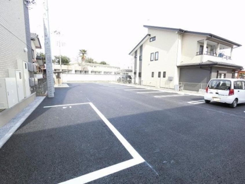 駐車場 ラベージ