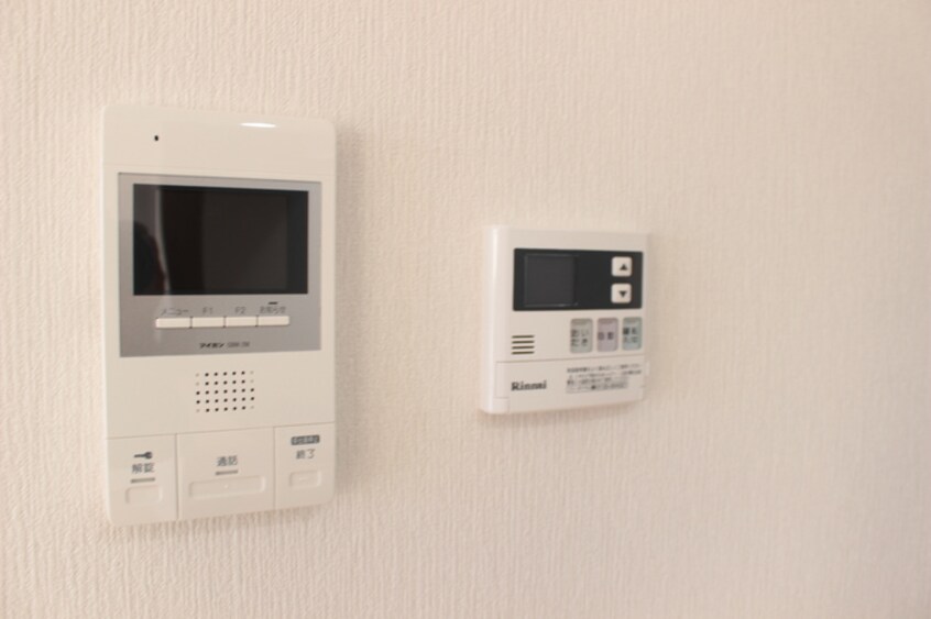 モニター付きインターホン、追い炊き機能 ＣＲＥＡ元今泉