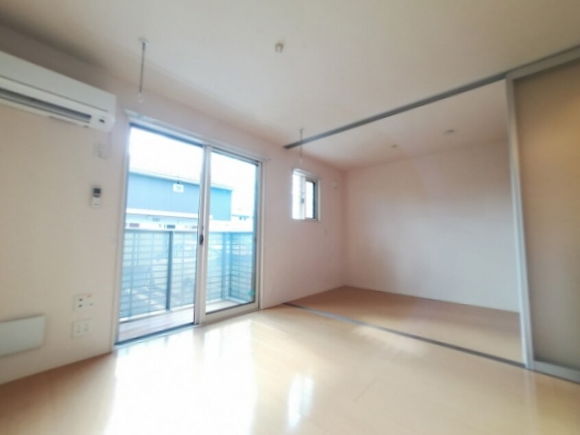 リビング～洋室 クレシア Ｆ