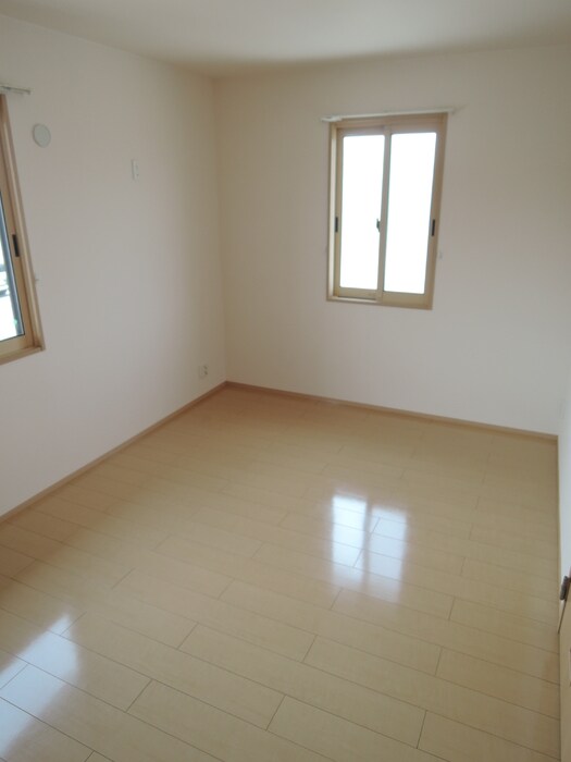 その他部屋・スペース 東北本線<宇都宮線>/雀宮駅 徒歩19分 2階 築17年