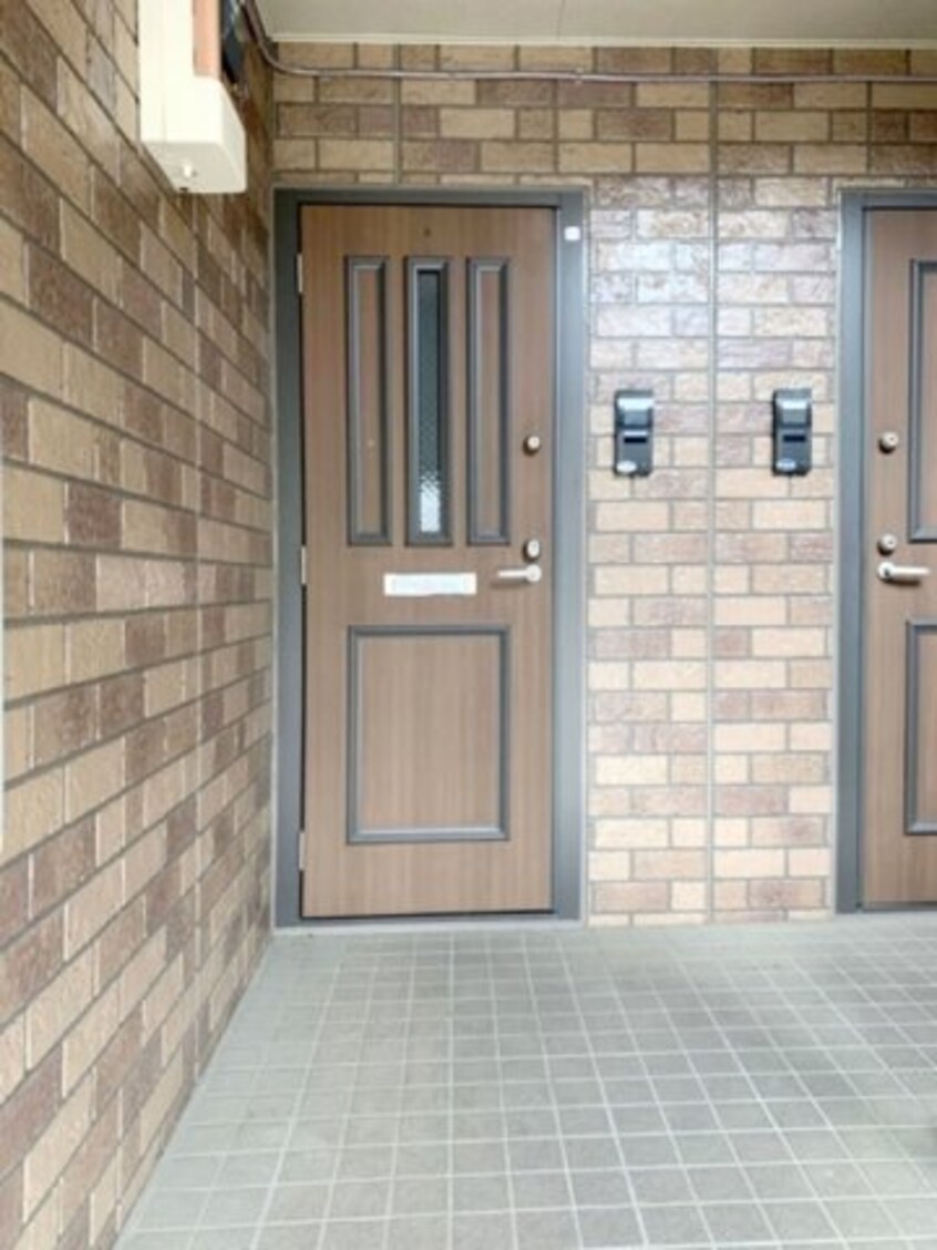 玄関前 アーバンコート Ａ