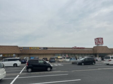 マツモトキヨシ宇都宮岡本店(ドラッグストア)まで879m ロイヤルビュー