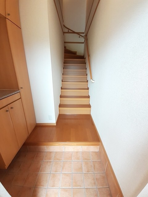 玄関 ブライトサンライズＤ