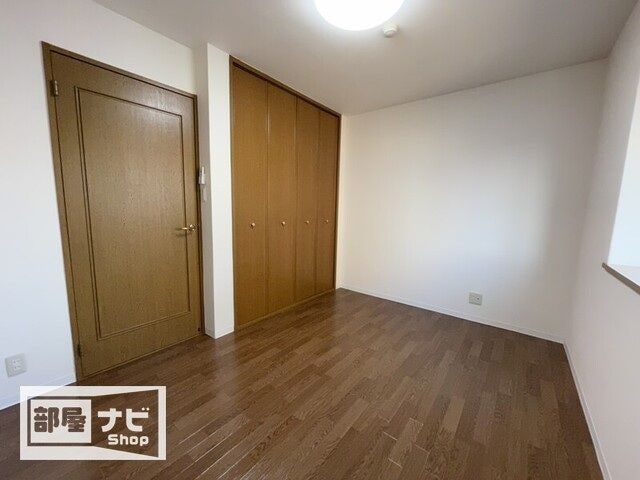  エトワール太田