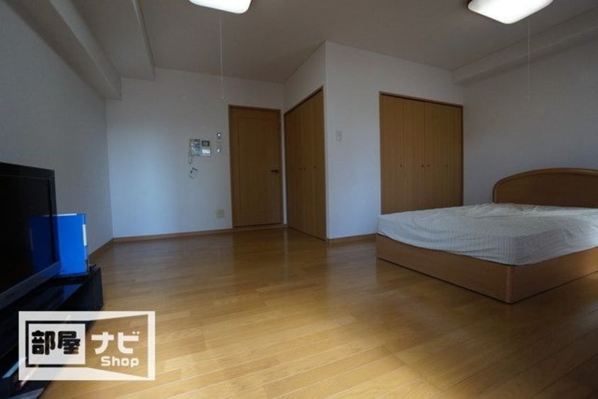  アルカディア西内町