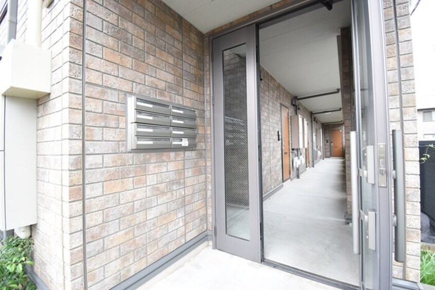 エントランス ユイマールガーデンⅢ