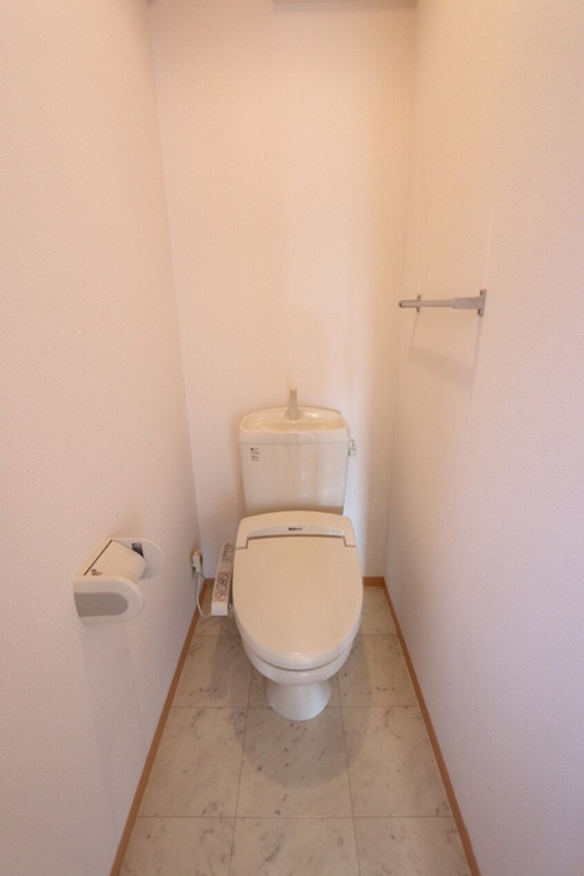 トイレ ユイマールガーデンⅢ