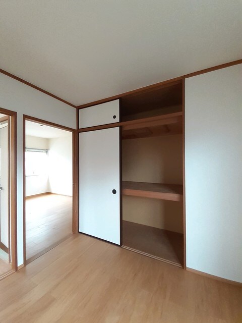 収納 プラドール今里Ｂ