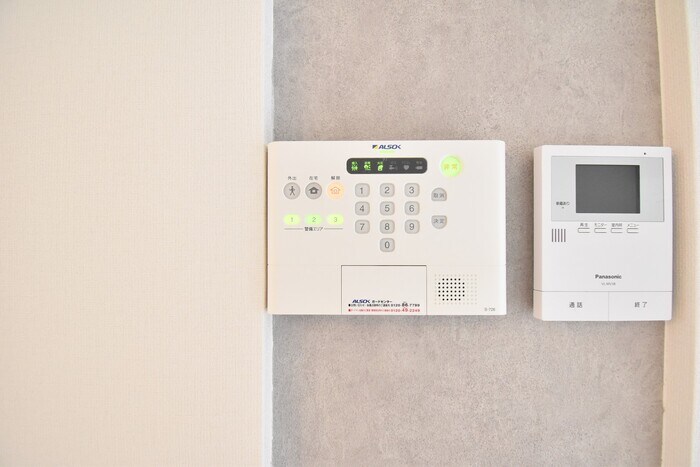 ALSOKホームセキュリティ ウェルホワイト