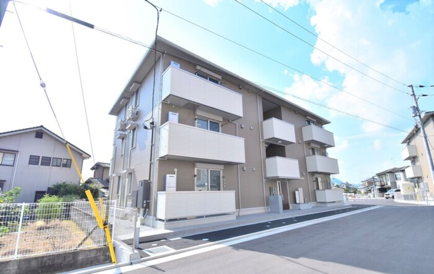 建物外観 カルテット D棟