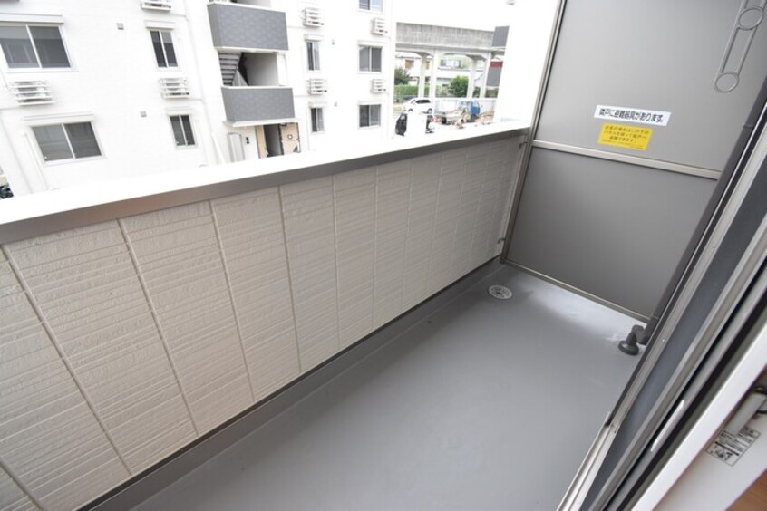 バルコニー ユーフォリア B棟